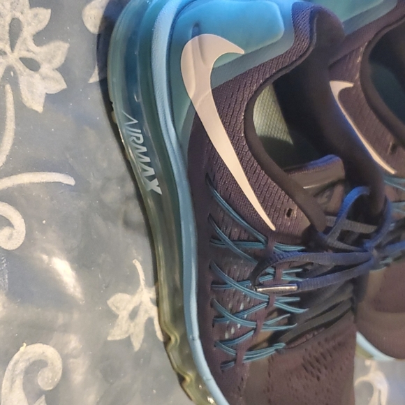 Nike athletic shoes 👟 Air max - Picture 8 of 8